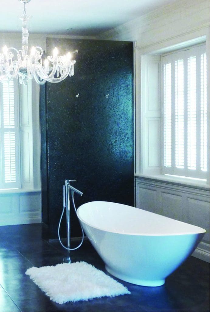 Decoglaze 4 | Total Bathrooms, Bath