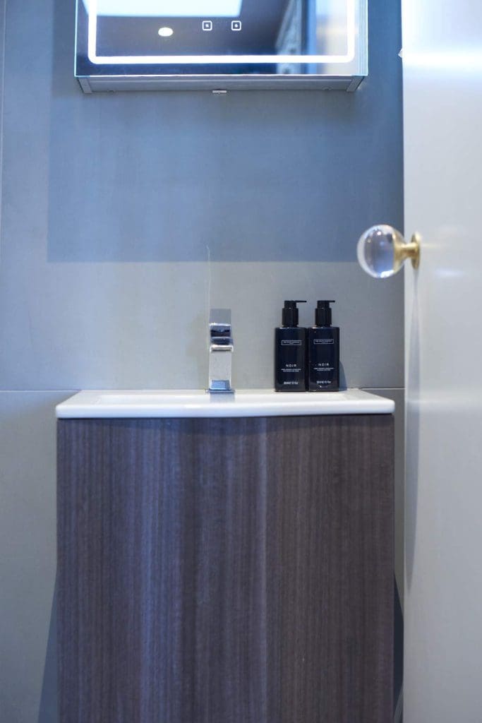 Pipit Drive 072 | CasaNora, Putney