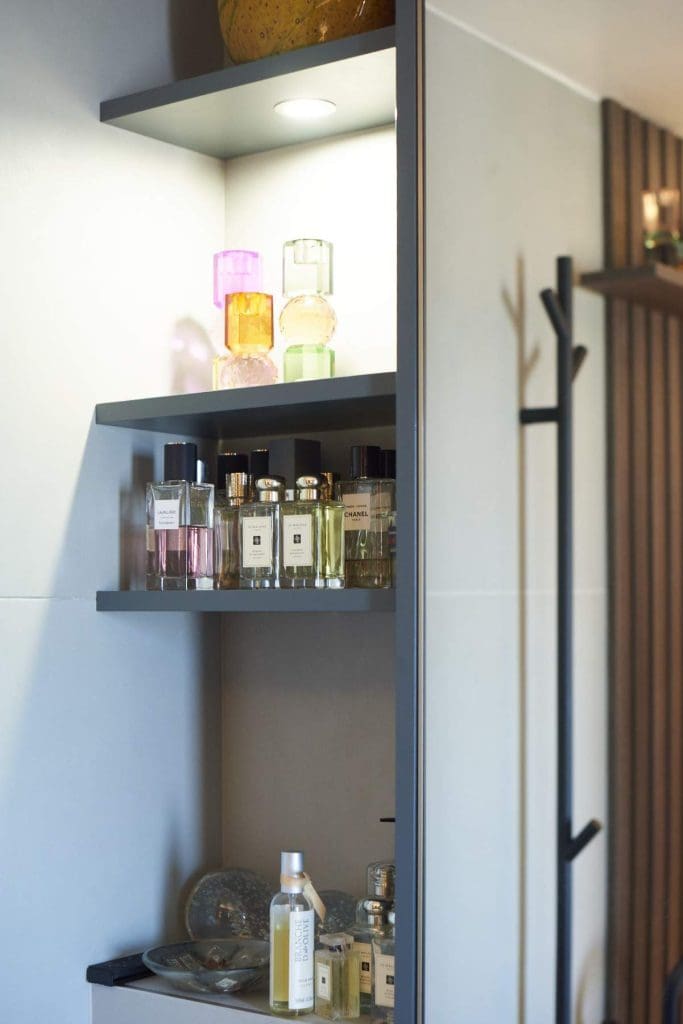 Pipit Drive 091 | CasaNora, Putney