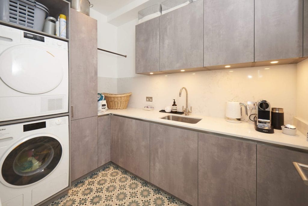 Burns Road Sw11 68 | CasaNora, Putney