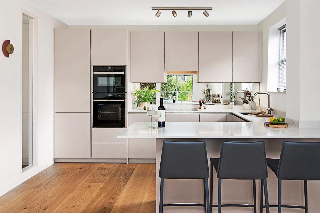 2 Melanie Harwood 5 | Culina Kitchens, Wimbledon