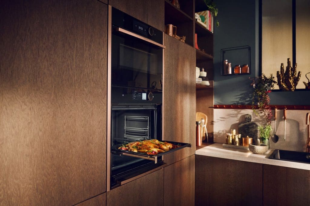 6107Biglaunches2023Collectionchrislifestyleslidehide02830 | Culina Kitchens, Wimbledon