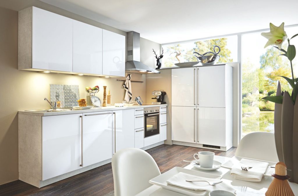 Bauformat White Gloss Compact L Shaped Kitchen 2 | Torben Schmid Kitchens, Truro