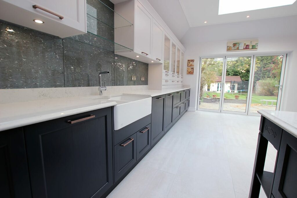 Pattern Glass Splashback | Kutchenhaus, Sevenoaks
