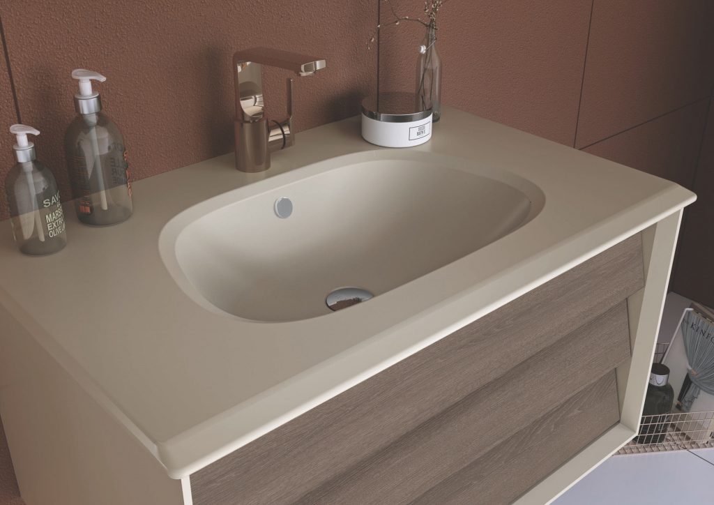 Frame 61222Suitl A4246626 | Plumb Point, Plymouth