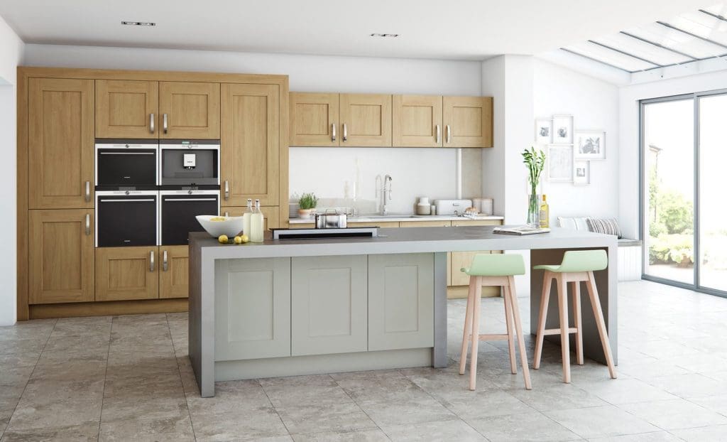 Clonmel Light Oak And Stone Shaker Kitchen With Island | Atelier Kuchen, Wimbledon